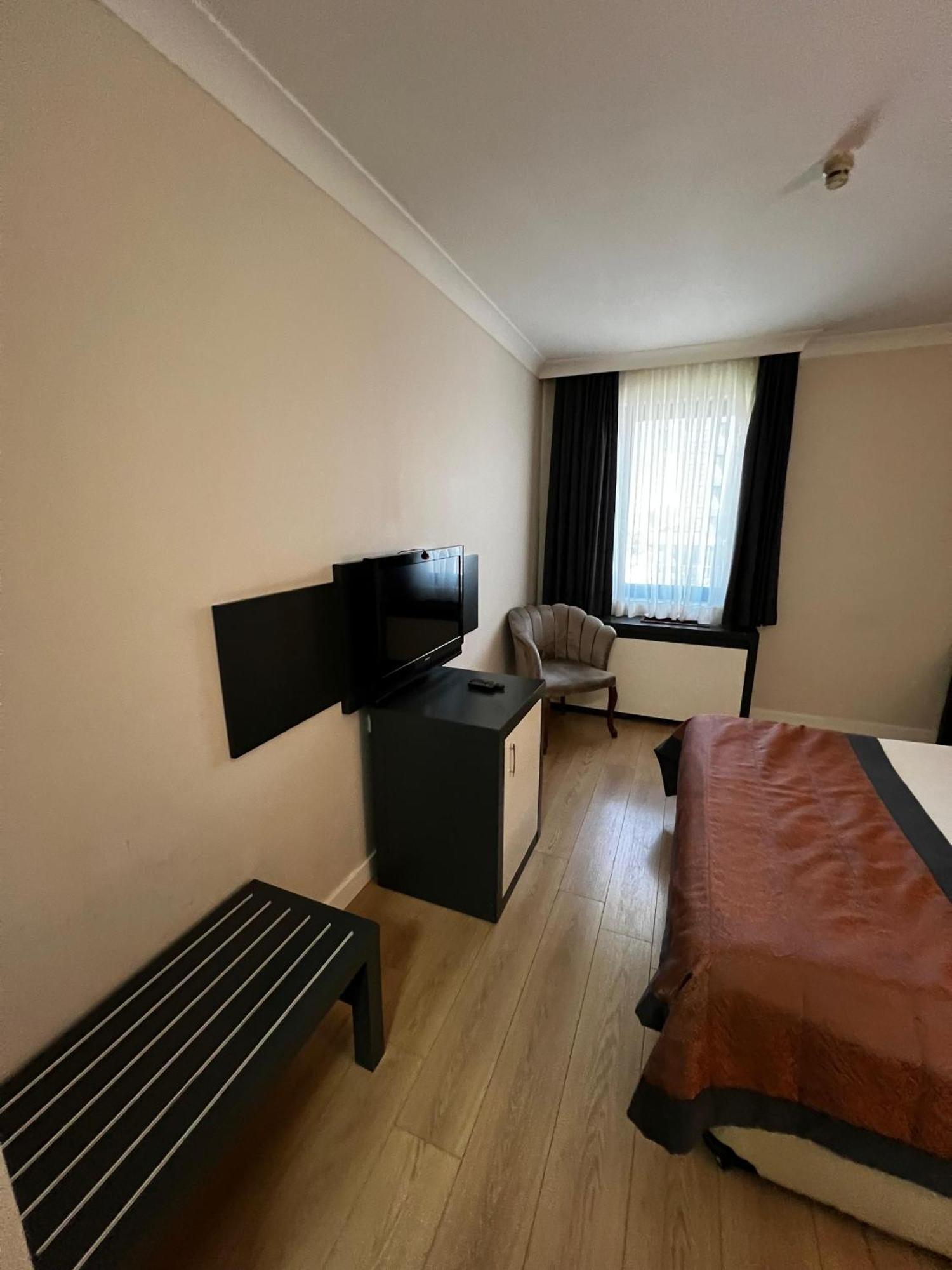 Dafne Hotel Ankara Bagian luar foto