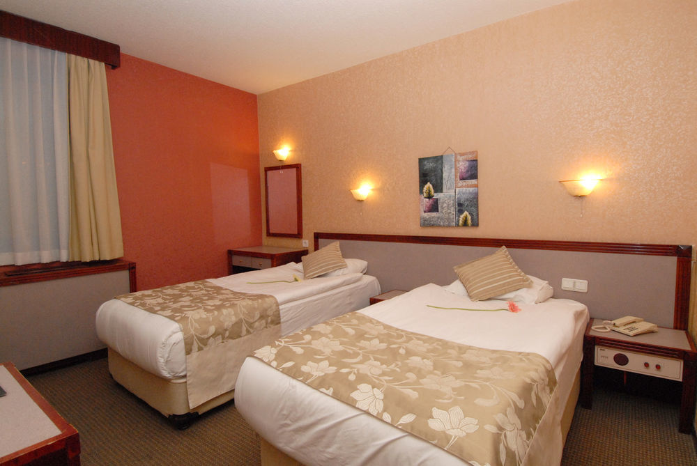Dafne Hotel Ankara Bagian luar foto